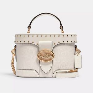 🍦Georgie Gem Crossbody With Rivets🍦
by COACH 🐎 NEW YORK